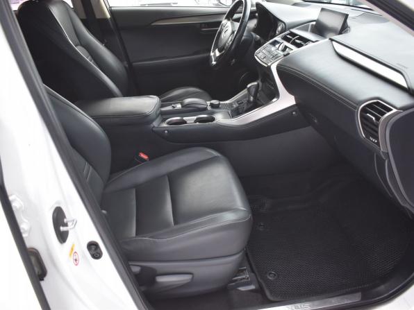 Lexus NX I с пробегом 2015 года, цена 2 497 000 рублей, 92011 км, внедорожник, Автокод Объявления