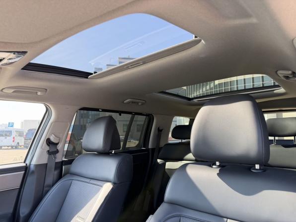 Hyundai Santa Fe V (MX5) с пробегом 2023 года, цена 4 350 000 рублей, 37000 км, внедорожник, Автокод Объявления