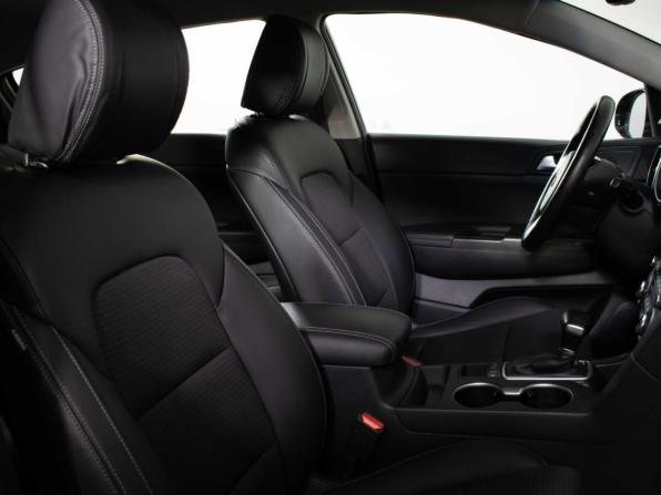 Kia Sportage IV Рестайлинг с пробегом 2019 года, цена 2 490 000 рублей, 38797 км, внедорожник, Автокод Объявления
