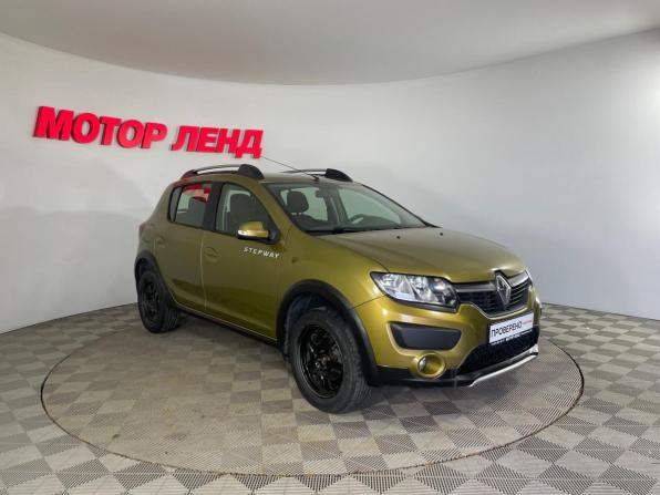 Renault Sandero II с пробегом 2015 года, цена 875 000 рублей, 98218 км, хэтчбек, Автокод Объявления
