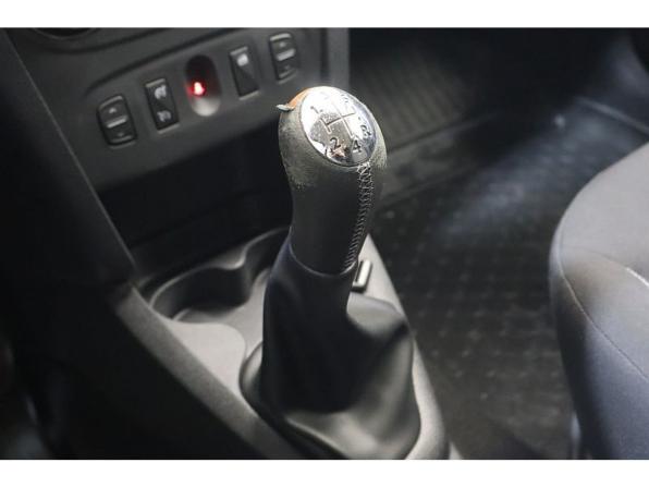 Renault Sandero II с пробегом 2017 года, цена 810 000 рублей, 175409 км, хэтчбек, Автокод Объявления