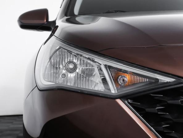 Hyundai Solaris II Рестайлинг с пробегом 2022 года, цена 1 700 000 рублей, 73163 км, седан, Автокод Объявления