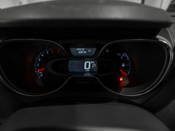 Renault Kaptur I с пробегом 2018 года, цена 1 240 000 рублей, 142231 км, внедорожник, Автокод Объявления