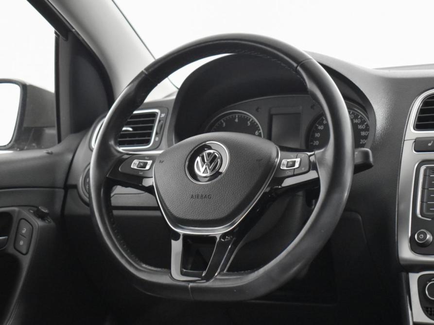 Volkswagen Polo V Рестайлинг Санкт-Петербург  - изображение 14