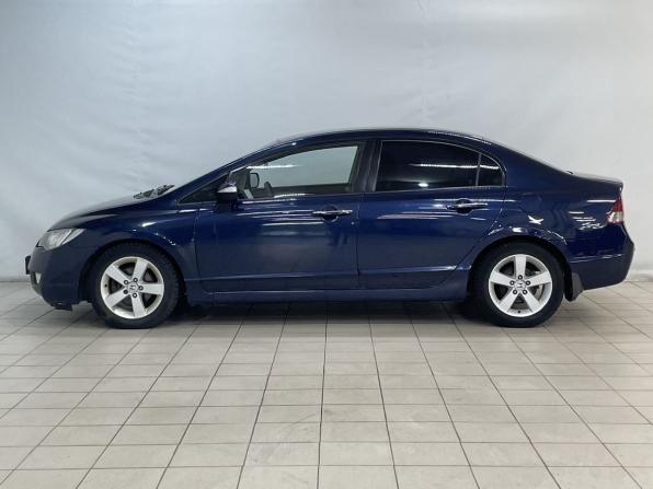 Honda Civic VIII с пробегом 2007 года, цена 670 000 рублей, 290376 км, седан, Автокод Объявления