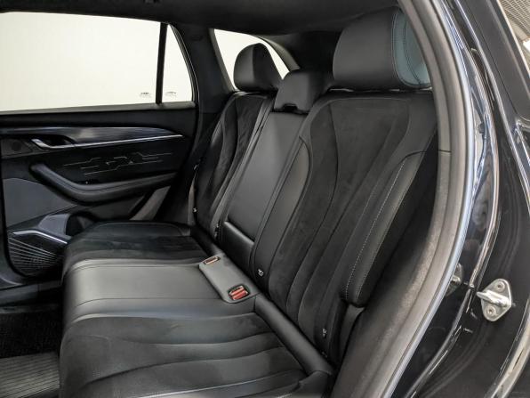 Geely Monjaro I с пробегом 2024 года, цена 3 650 000 рублей, 38670 км, внедорожник, Автокод Объявления