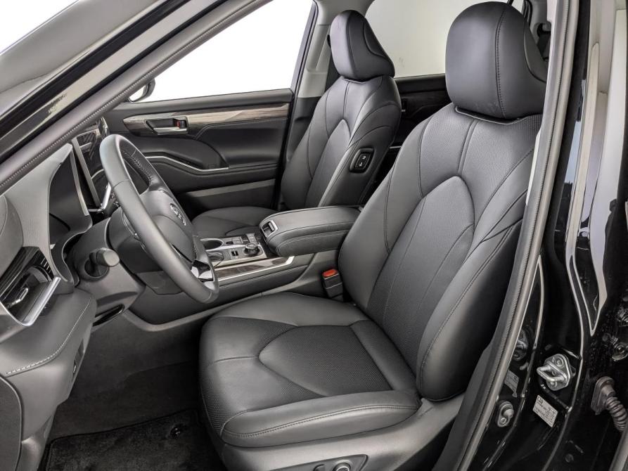 Toyota Highlander IV (XU70) Москва  - изображение 23