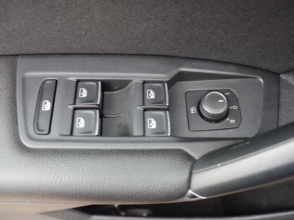 Volkswagen Tiguan II с пробегом 2018 года, цена 2 320 000 рублей, 145000 км, внедорожник, Автокод Объявления