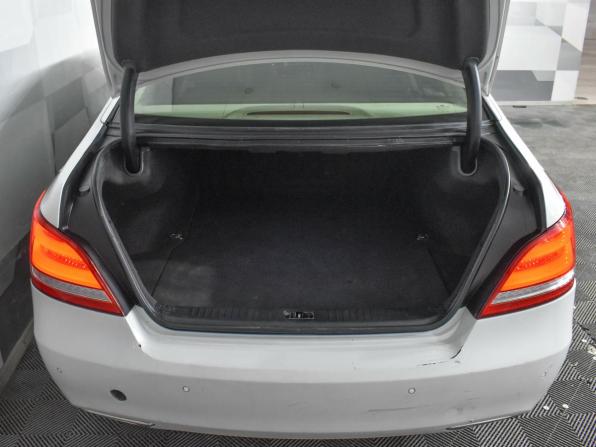 Hyundai Equus II Рестайлинг с пробегом 2014 года, цена 1 220 000 рублей, 253543 км, седан, Автокод Объявления