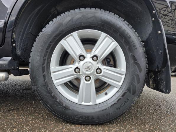 Toyota Land Cruiser 200 Series Рестайлинг 1 с пробегом 2012 года, цена 3 300 000 рублей, 270890 км, внедорожник, Автокод Объявления