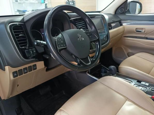 Mitsubishi Outlander III Рестайлинг 3 с пробегом 2019 года, цена 2 150 000 рублей, 171100 км, внедорожник, Автокод Объявления