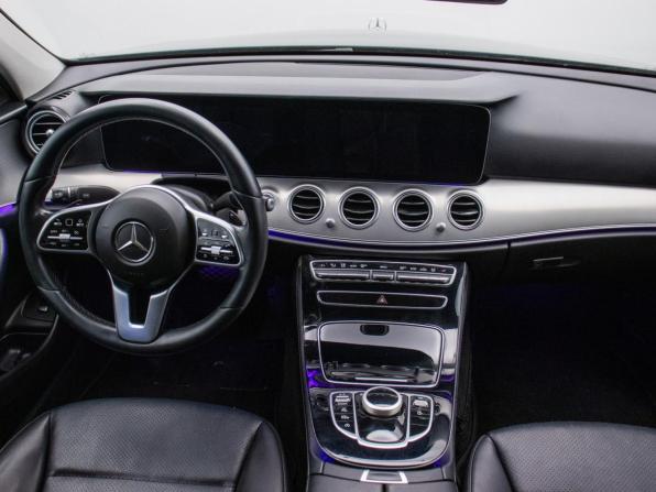 Mercedes-Benz E-Класс V (W213 S213 C238) с пробегом 2018 года, цена 2 390 000 рублей, 240300 км, седан, Автокод Объявления
