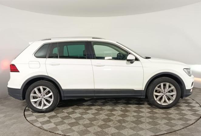 Volkswagen Tiguan II с пробегом 2020 года, цена 2 470 000 рублей, 89160 км, внедорожник, Автокод Объявления