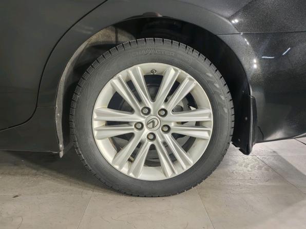 Lexus ES VI с пробегом 2015 года, цена 1 859 000 рублей, 137000 км, седан, Автокод Объявления