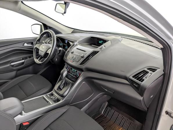 Ford Kuga II Рестайлинг с пробегом 2018 года, цена 1 745 000 рублей, 71174 км, внедорожник, Автокод Объявления