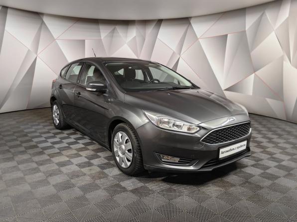 Ford Focus III Рестайлинг с пробегом 2017 года, цена 919 000 рублей, 104098 км, хэтчбек, Автокод Объявления