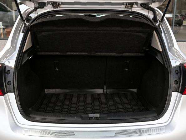 Nissan Tiida II с пробегом 2015 года, цена 1 064 900 рублей, 159948 км, хэтчбек, Автокод Объявления