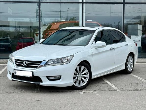 Honda Accord IX с пробегом 2013 года, цена 1 455 000 рублей, 175002 км, седан, Автокод Объявления