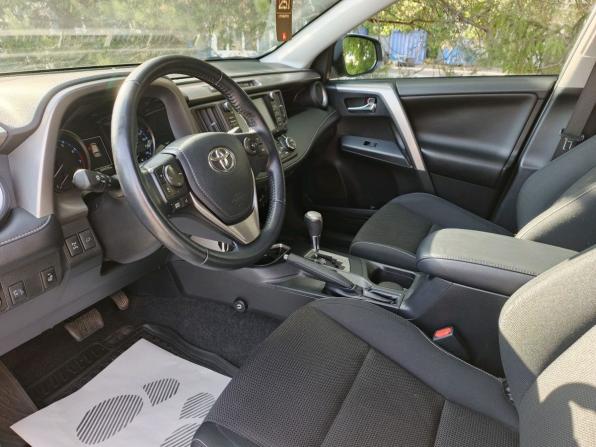 Toyota RAV4 IV (XA40) Рестайлинг с пробегом 2017 года, цена 1 940 000 рублей, 204055 км, внедорожник, Автокод Объявления