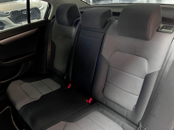 Volkswagen Passat B7 с пробегом 2012 года, цена 945 000 рублей, 224704 км, седан, Автокод Объявления