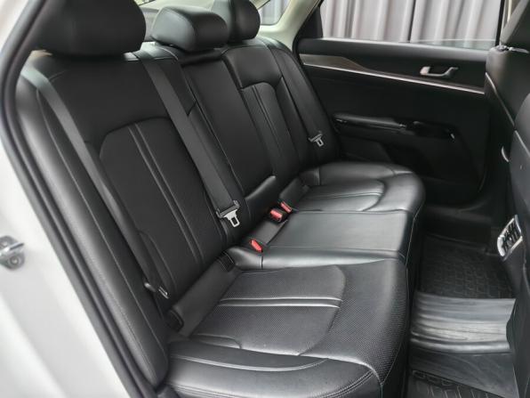 Kia K5 III с пробегом 2021 года, цена 2 300 000 рублей, 60167 км, седан, Автокод Объявления