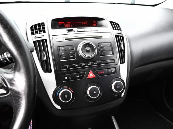 Kia Ceed I Рестайлинг с пробегом 2010 года, цена 705 000 рублей, 336561 км, универсал, Автокод Объявления