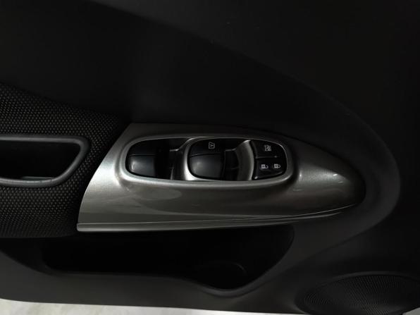 Nissan Juke I с пробегом 2014 года, цена 1 050 000 рублей, 168052 км, внедорожник, Автокод Объявления