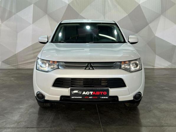 Mitsubishi Outlander III с пробегом 2014 года, цена 1 350 000 рублей, 215161 км, внедорожник, Автокод Объявления