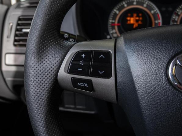 Toyota Auris I Рестайлинг с пробегом 2012 года, цена 1 230 000 рублей, 205731 км, хэтчбек, Автокод Объявления