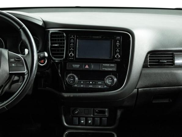 Mitsubishi Outlander III Рестайлинг 2 с пробегом 2017 года, цена 1 760 000 рублей, 183202 км, внедорожник, Автокод Объявления