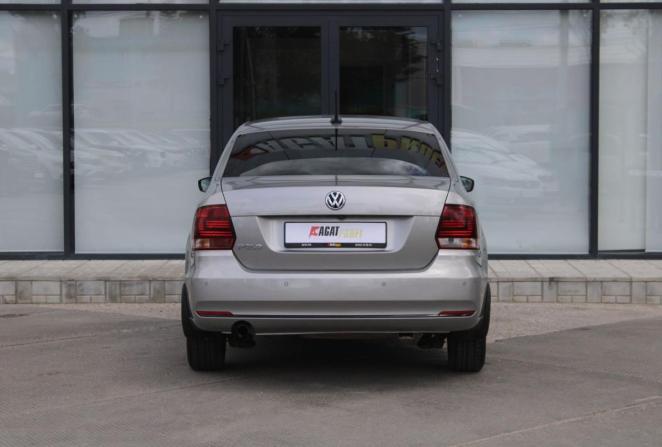 Volkswagen Polo V Рестайлинг с пробегом 2020 года, цена 1 360 000 рублей, 80208 км, седан, Автокод Объявления