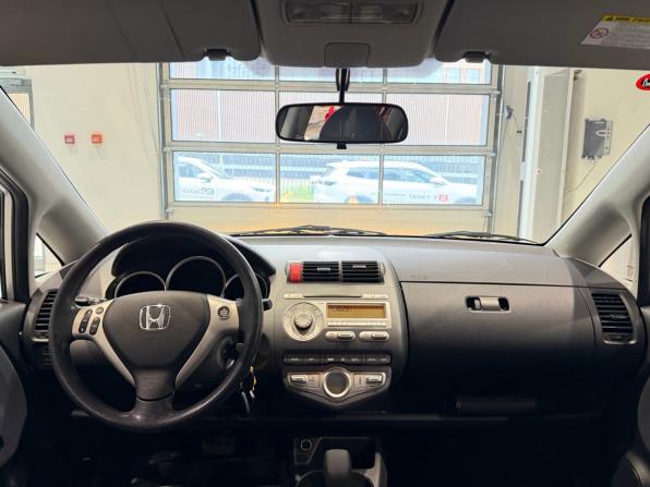 Honda Jazz I Рестайлинг с пробегом 2008 года, цена 690 000 рублей, 152850 км, хэтчбек, Автокод Объявления