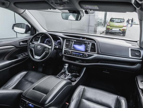 Toyota Highlander III (XU50) Рестайлинг с пробегом 2018 года, цена 3 998 000 рублей, 119600 км, внедорожник, Автокод Объявления