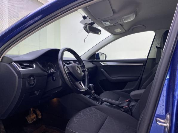 Skoda Octavia III (A7) Рестайлинг с пробегом 2018 года, цена 1 890 000 рублей, 145001 км, лифтбек, Автокод Объявления