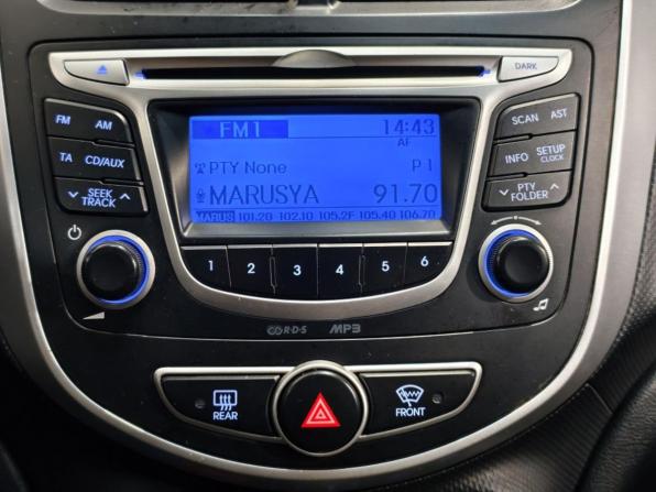 Hyundai Solaris I с пробегом 2014 года, цена 694 000 рублей, 221930 км, седан, Автокод Объявления