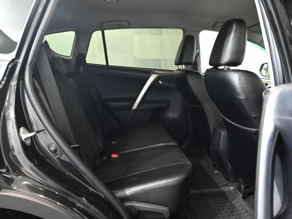 Toyota RAV4 IV (XA40) с пробегом 2015 года, цена 1 910 000 рублей, 253823 км, внедорожник, Автокод Объявления