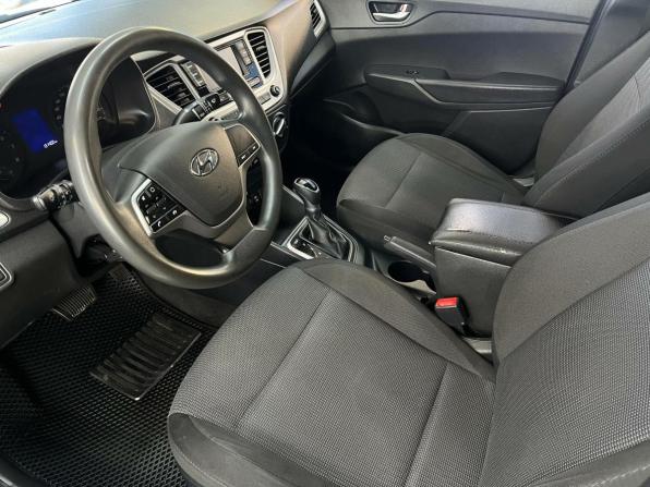 Hyundai Solaris II Рестайлинг с пробегом 2020 года, цена 1 358 010 рублей, 131340 км, седан, Автокод Объявления
