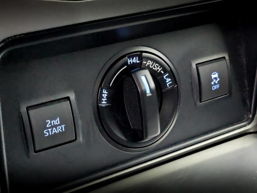 Toyota Land Cruiser Prado 150 Series Рестайлинг 3 Москва  - изображение 28