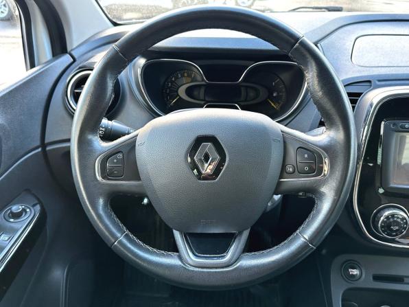 Renault Kaptur I с пробегом 2016 года, цена 1 379 000 рублей, 113300 км, внедорожник, Автокод Объявления