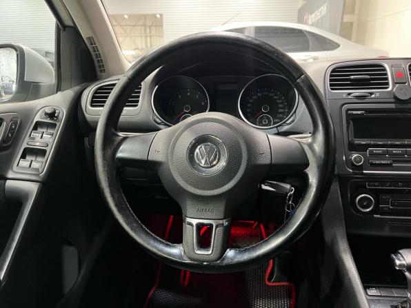 Volkswagen Golf VI с пробегом 2010 года, цена 740 000 рублей, 293964 км, хэтчбек, Автокод Объявления