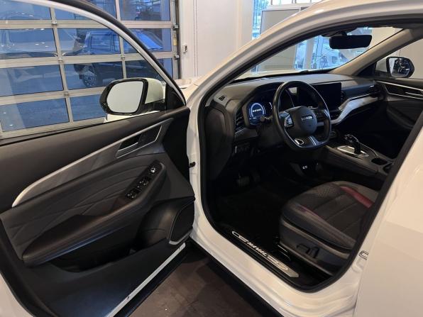 Haval F7x I Рестайлинг с пробегом 2022 года, цена 2 200 000 рублей, 50218 км, внедорожник, Автокод Объявления