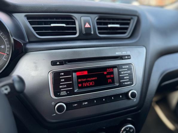 Kia Rio III Рестайлинг с пробегом 2015 года, цена 1 159 000 рублей, 91254 км, хэтчбек, Автокод Объявления