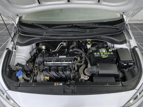 Hyundai Solaris II с пробегом 2017 года, цена 1 297 000 рублей, 94388 км, седан, Автокод Объявления