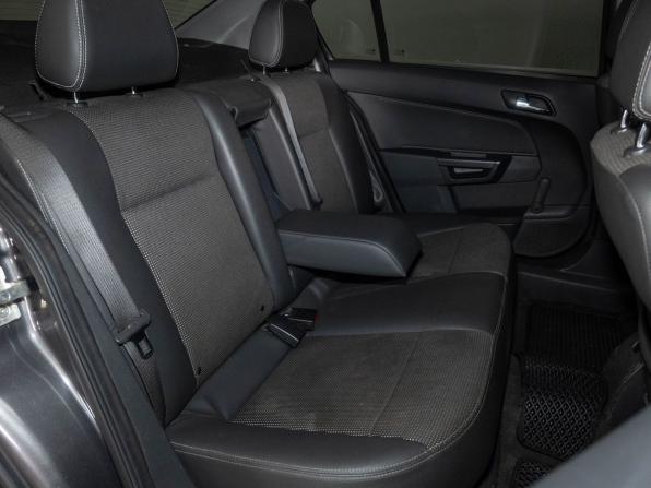 Opel Astra H Рестайлинг с пробегом 2012 года, цена 650 000 рублей, 241000 км, седан, Автокод Объявления
