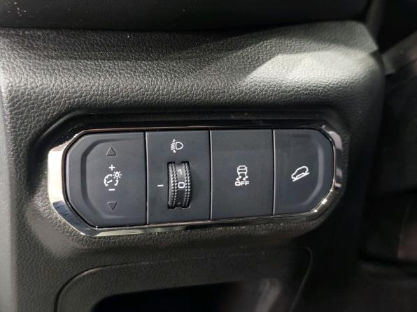 Haval Jolion I с пробегом 2022 года, цена 1 400 000 рублей, 93084 км, внедорожник, Автокод Объявления