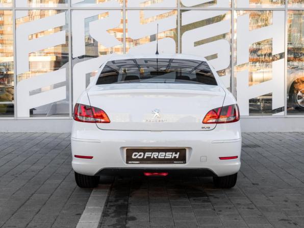 Peugeot 408 I с пробегом 2013 года, цена 649 000 рублей, 174480 км, седан, Автокод Объявления