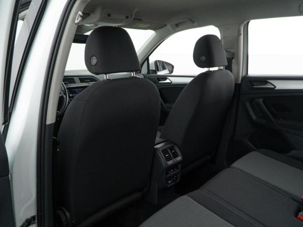 Volkswagen Tiguan II Рестайлинг с пробегом 2021 года, цена 2 099 050 рублей, 112820 км, внедорожник, Автокод Объявления