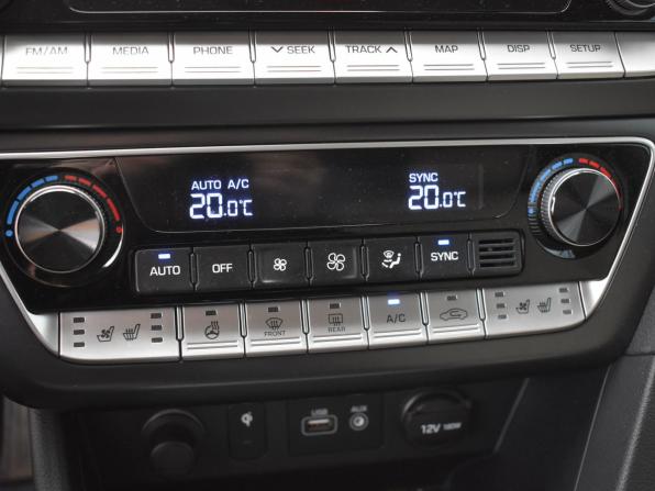 Hyundai Sonata VII (LF) Рестайлинг с пробегом 2017 года, цена 1 710 000 рублей, 172478 км, седан, Автокод Объявления