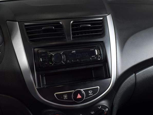 Hyundai Solaris I с пробегом 2014 года, цена 949 995 рублей, 117880 км, седан, Автокод Объявления