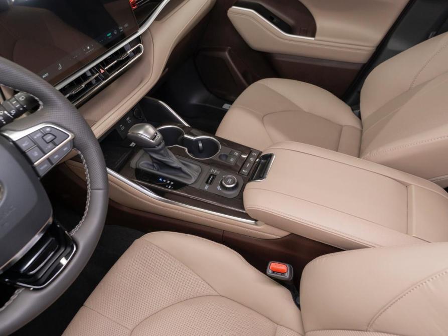 Toyota Highlander IV (XU70) Москва  - изображение 17